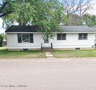 10 3rd Ave SE, Verndale, MN, 56481