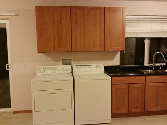 3rd image of 3229 Lake Dr