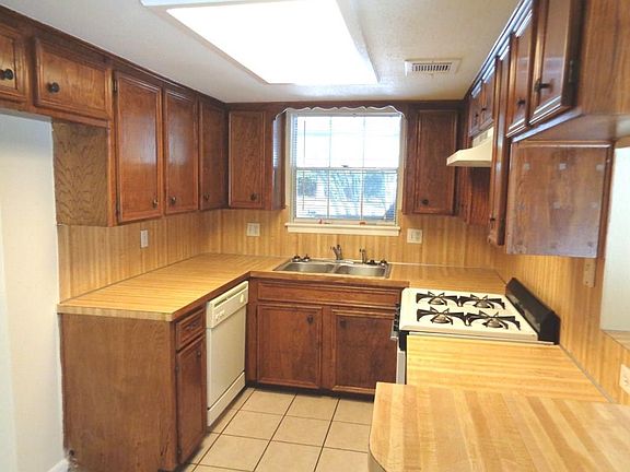 4th image of 2530 Longleaf Pines Dr
