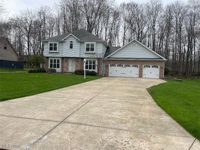 3400 Maple Ridge Dr, Hubbard, OH, 44425
