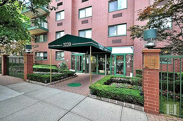 Sold by Halstead Real Estate | media 22