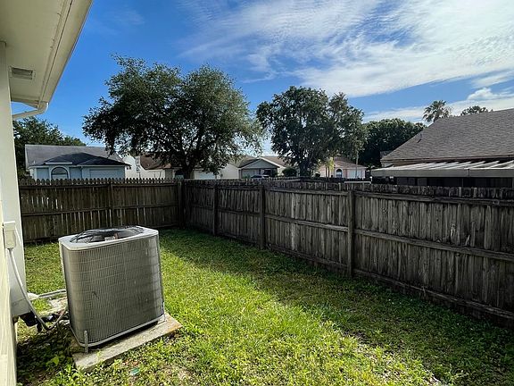 2nd image of 504 Lake Dexter Blvd