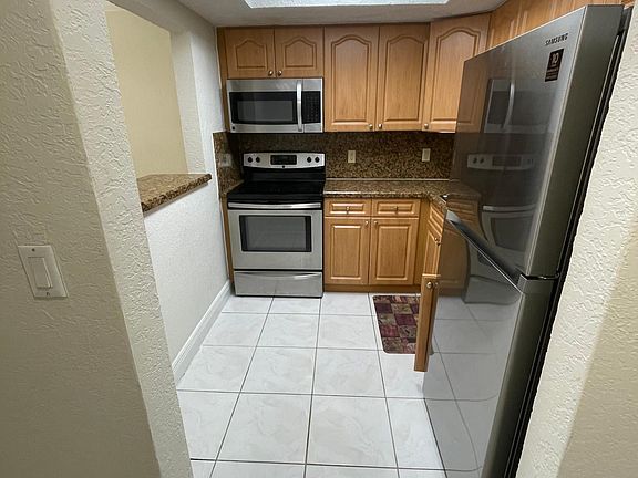 3rd image of 13920 Lake Placid Ct #23