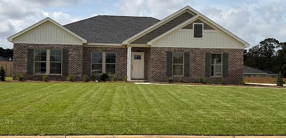 1st image of 209 Cambridge Dr