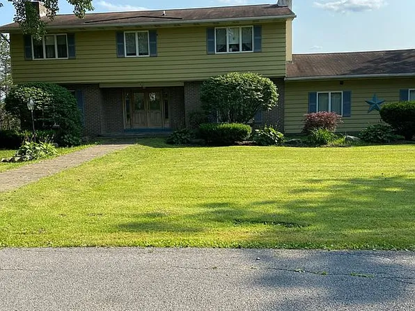 141 W Skyline Dr, Palatine Bridge, NY 13428