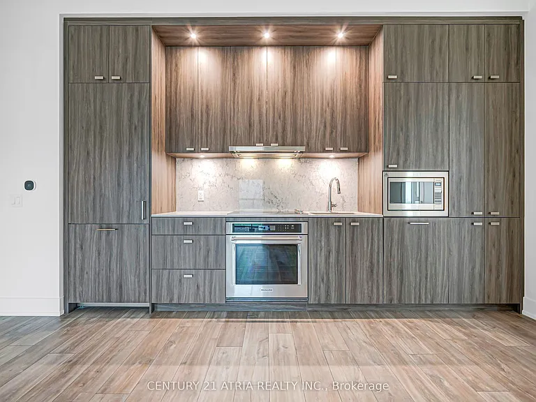 858 Dupont St #Penthouse 03 — Photo 22