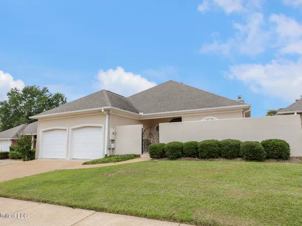 215 Azalea Ct, Brandon, MS 39047