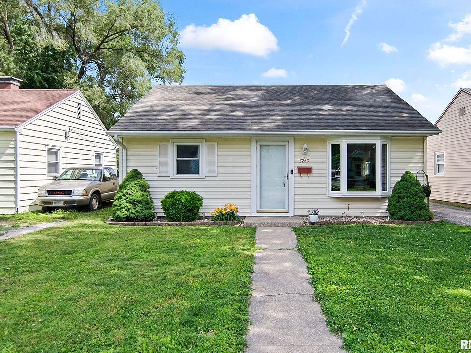 1st image of 2253 E Converse Ave