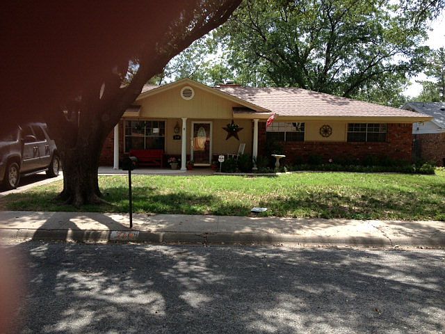 1st image of 248 Twin Oaks Dr