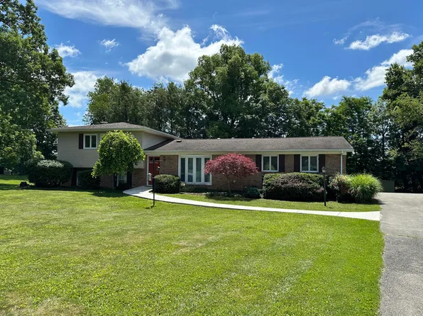 170 Mayapple Trl, Lewisburg, WV 24901