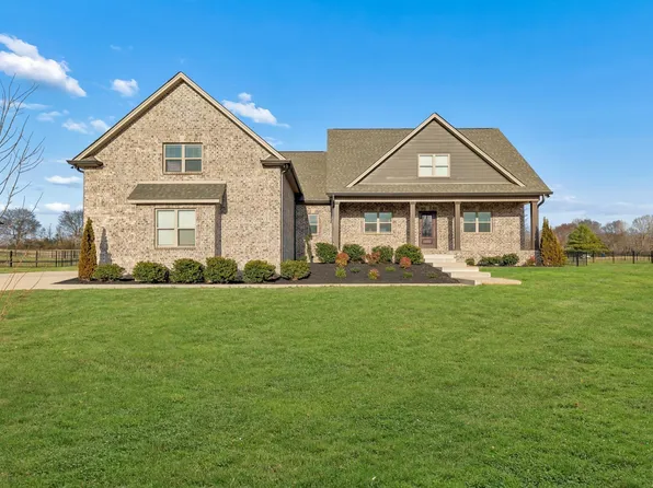 4155 Ironwood Dr, Greenbrier, TN 37073