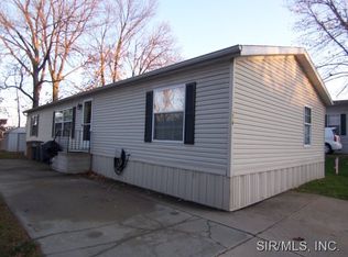 216 Aquarius Dr, Shiloh, IL