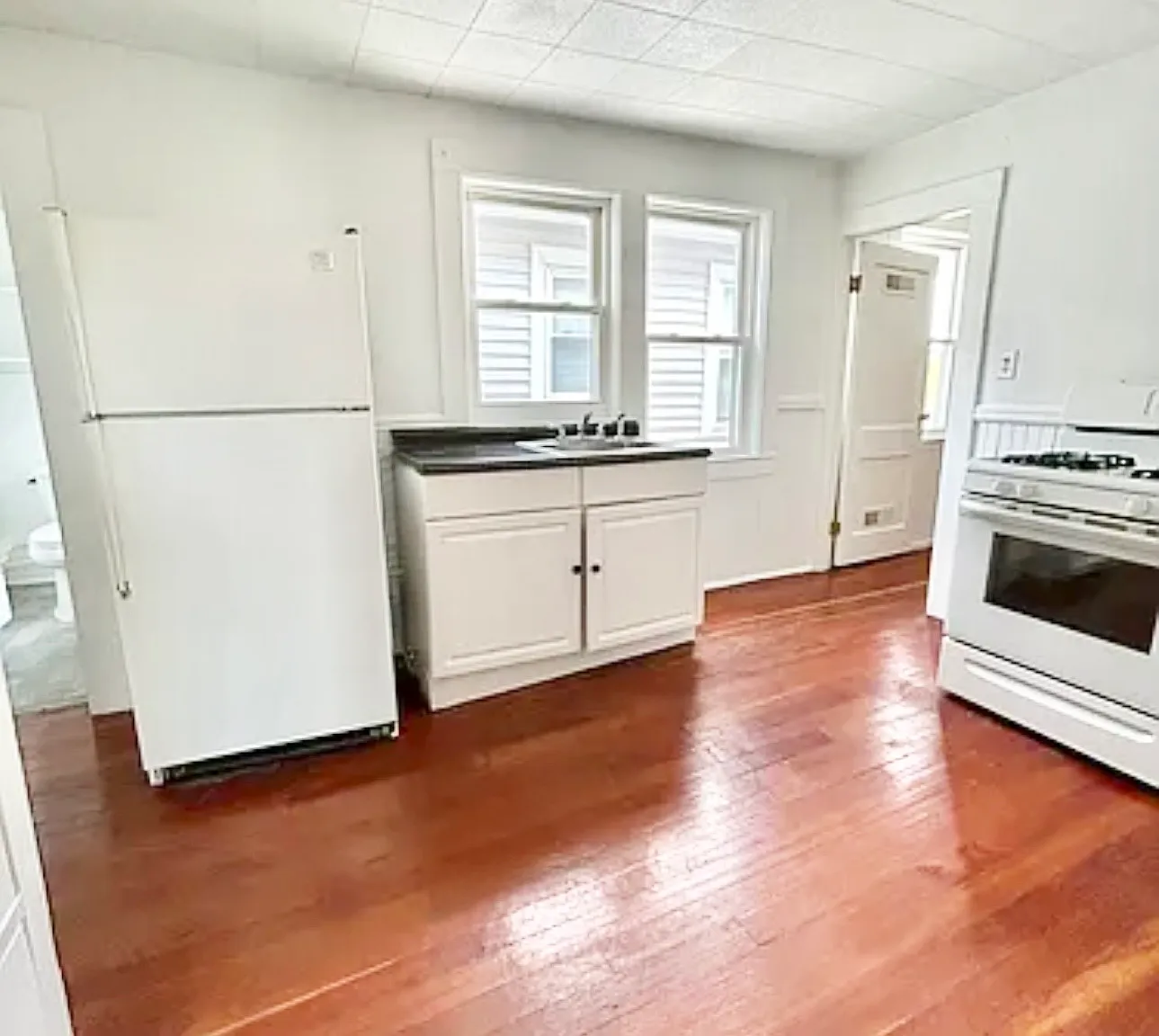 2 bed, $1,850 — Photo 1