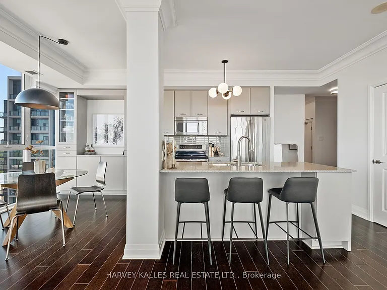 530 Saint Clair Ave W #1602 — Photo 6