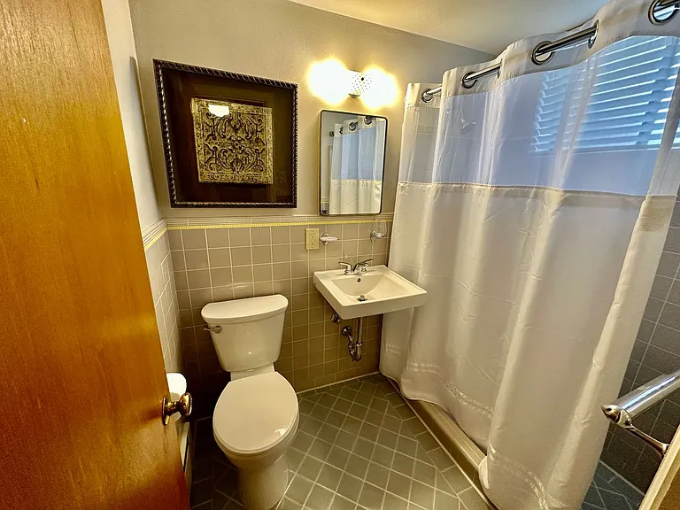 803 S Ogden St — Photo 18