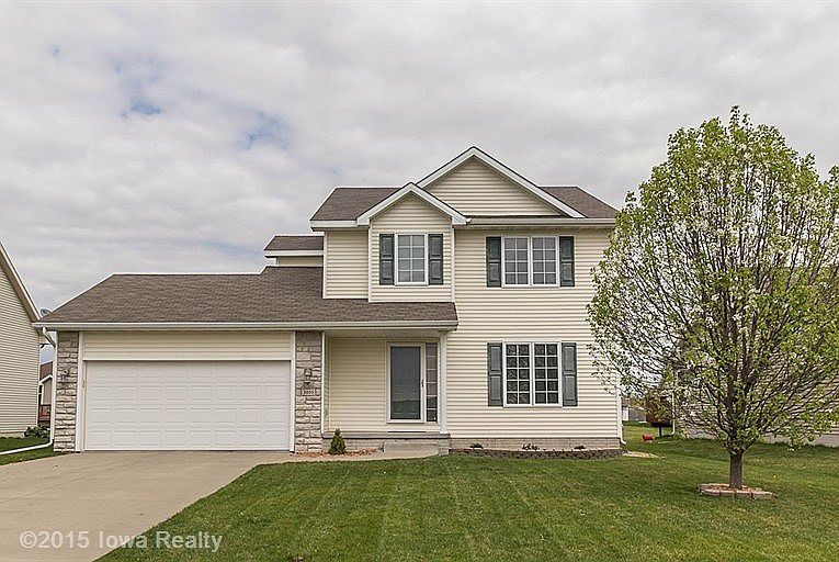 1st image of 2055 SE Leeann Dr
