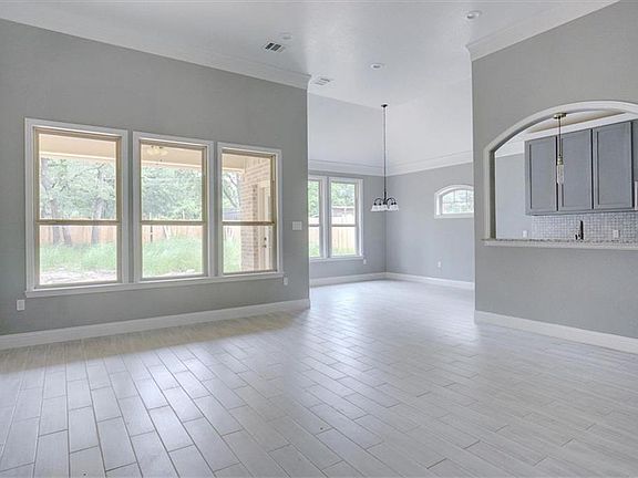 4th image of 6328 Wanda Ln
