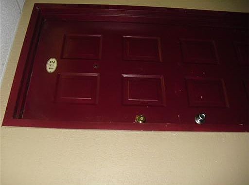 4th image of 6930 Miami Gardens Dr #1112