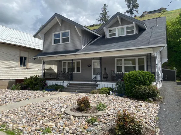 310 N Mill St, Colfax, WA 99111