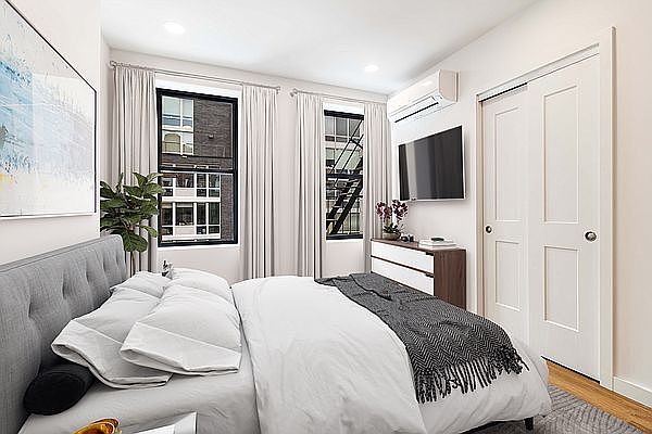 1st image of 428 E 14th St #3R
