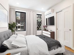 428 E 14th St #5D, New York, NY 10009