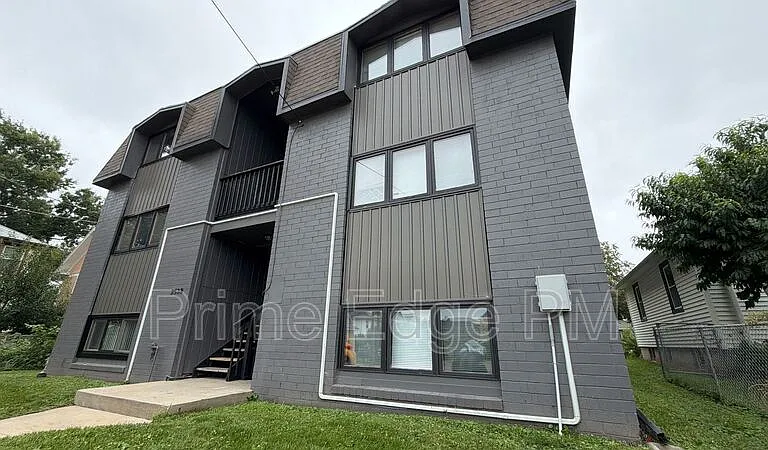 2532 T St #6 — Photo 21