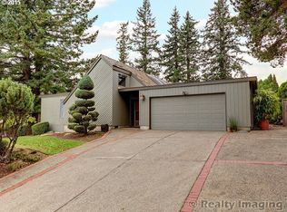 10744 SE Forest View Ln, Happy Valley, OR 97086