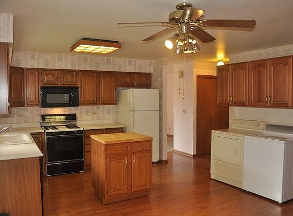 4th image of 1971 Sandy Creek Dr #1971