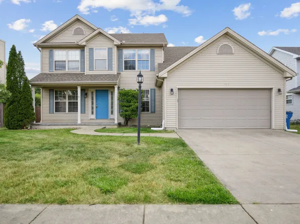 707 Phlox Dr, Savoy, IL 61874