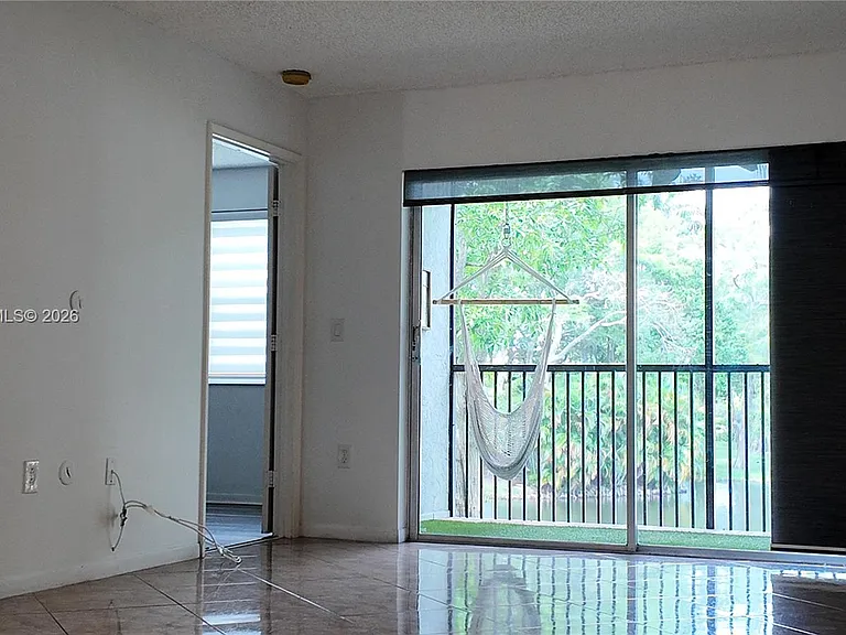 2236 N Cypress Bend Dr #207 — Photo 16
