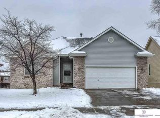 8027 S 167th St, Omaha, NE 68136