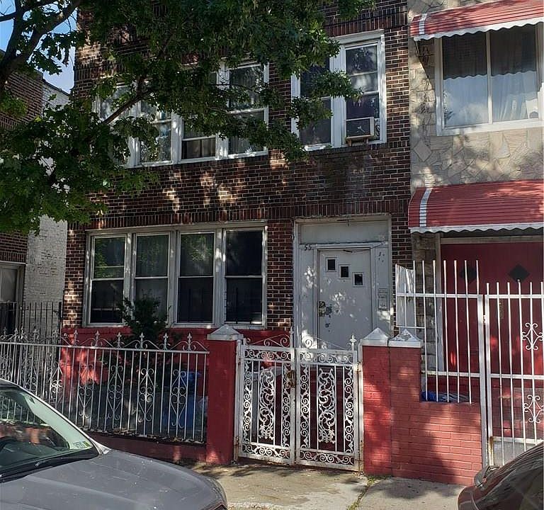 1st image of 55 E Clifford Place