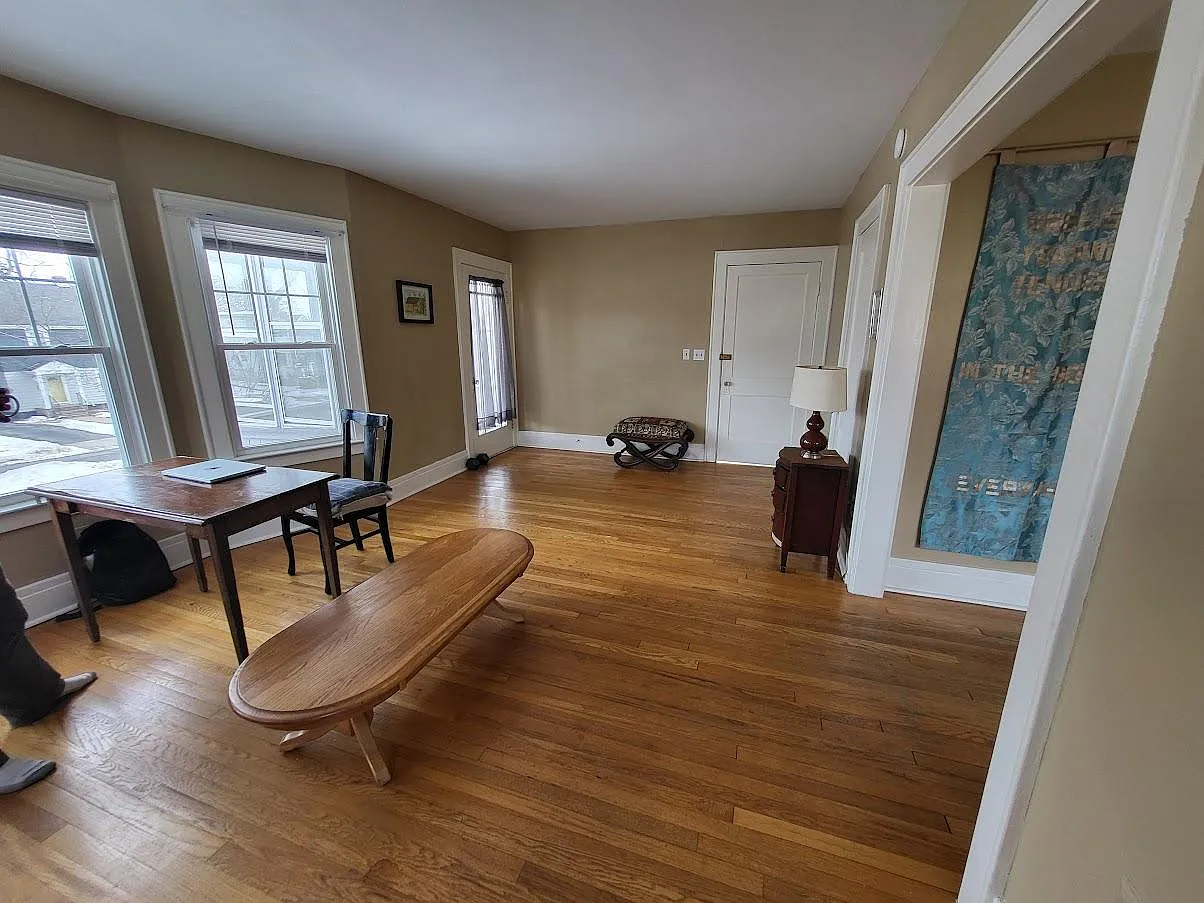 300 Forest Hill Drive - 302 Forest Hill Dr 2nd Flr — Photo 2