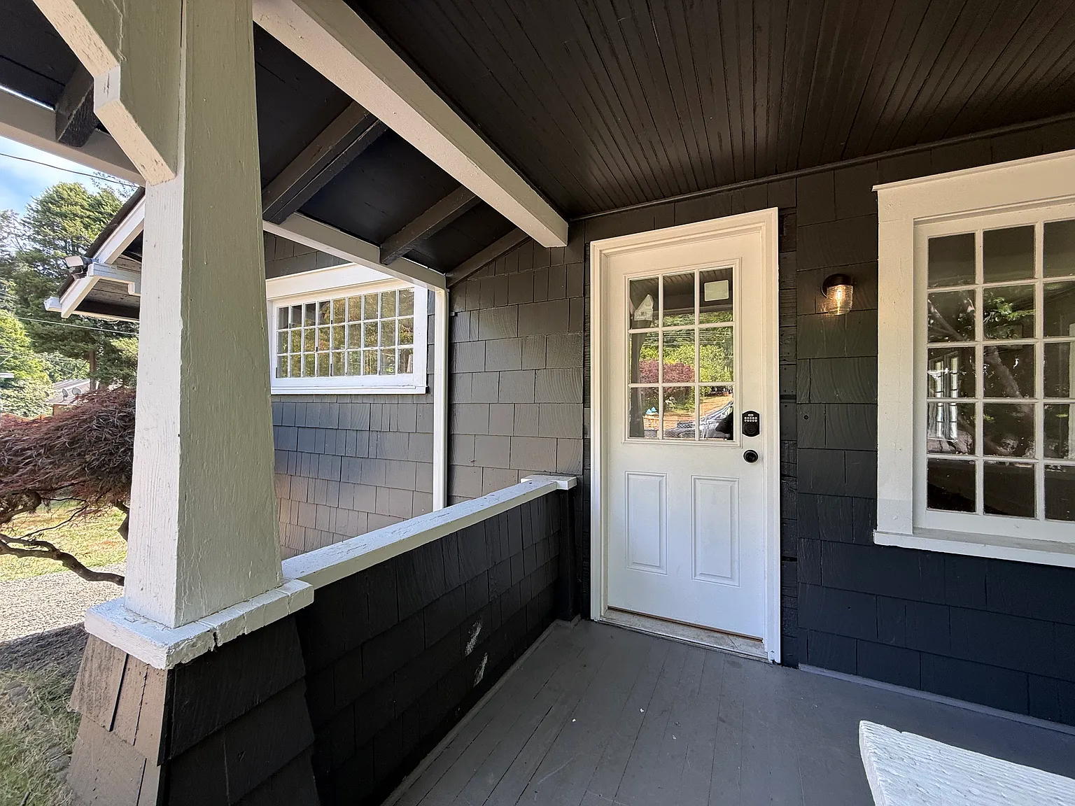 3 bed, 996 sqft, $1,900 — Photo 2