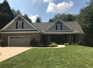 347 McIntyre St, Bowling Green, KY 42101