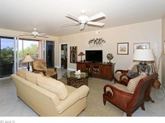 2nd image of 269 Vintage Bay Dr Unit 9