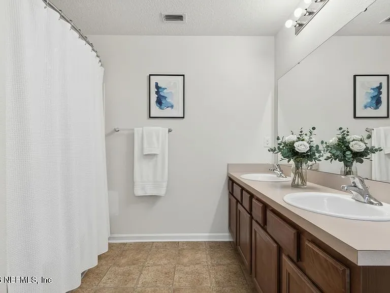 45047 Amhurst Oaks Dr — Photo 26