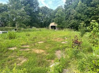 121 Rockland Dr, Williamstown, WV 26187