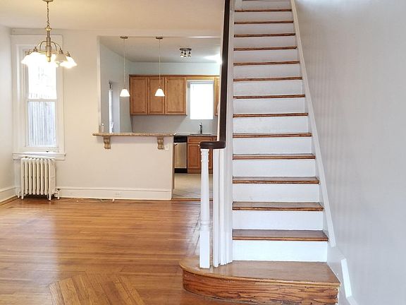 3rd image of 2414 S Orkney St