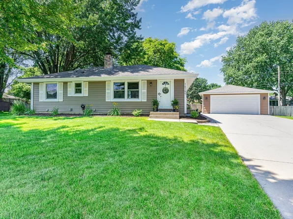 14549 Danbury Ave W, Rosemount, MN 55068