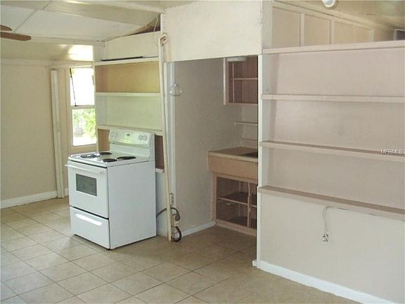 4th image of 1022 Brookwood Ct S
