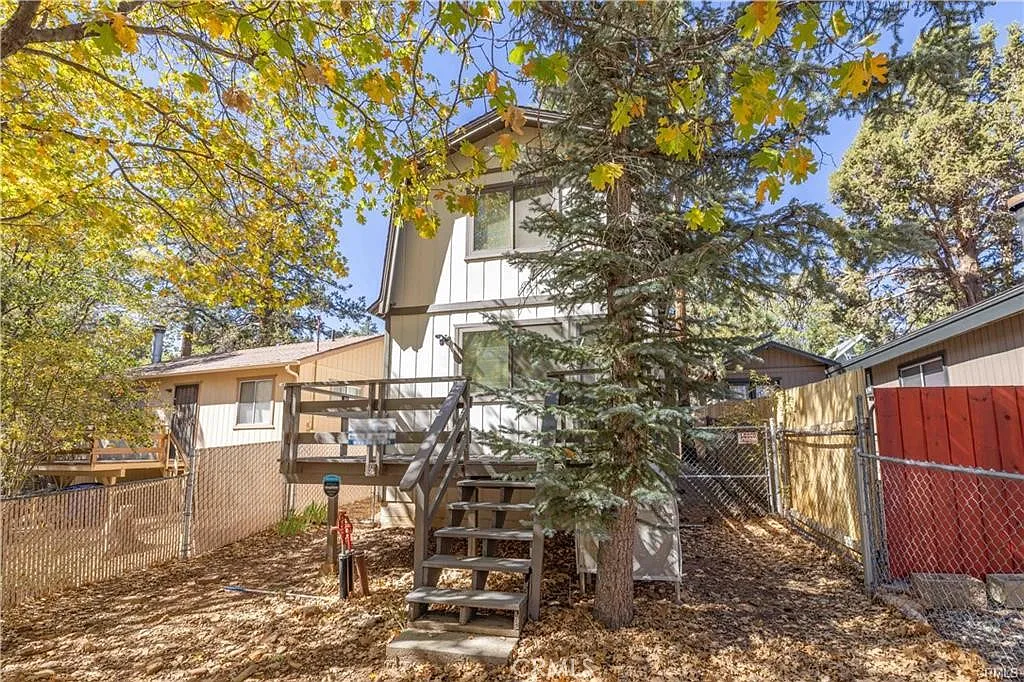 2 bed, 840 sqft, $1,800 — Photo 3