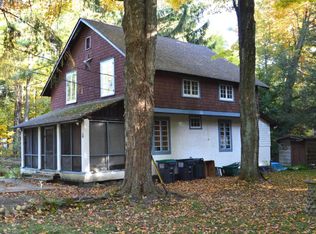 2308 Paxmont Dr, Pocono Pines, PA