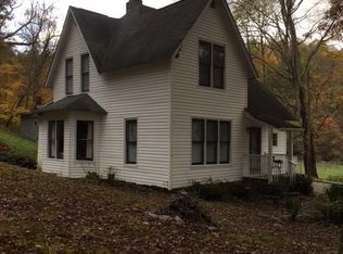 7118 Union Rd, Philippi, WV 26416