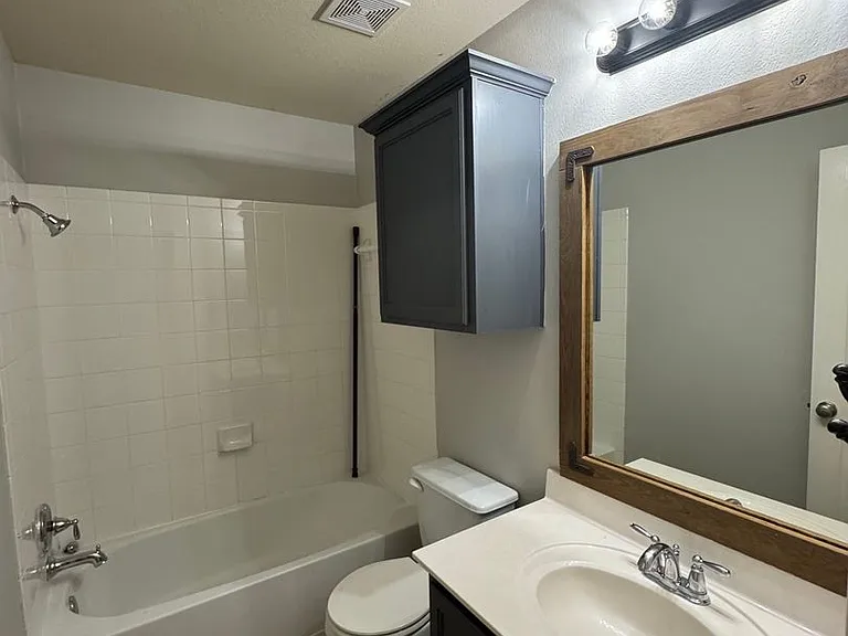 6725 Cold Water Dr — Photo 7