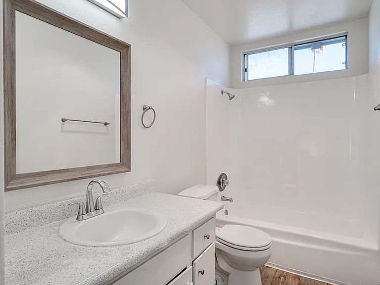 Oak Valley Apartments — Photo 50