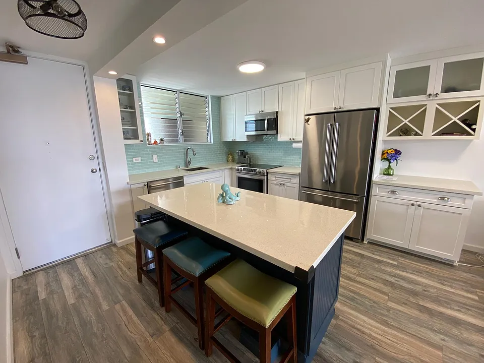 1717 Ala Wai Blvd #2802