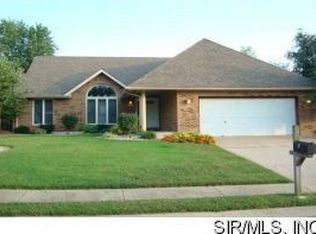 10 Timber Meadows Pl, Edwardsville, IL 62025