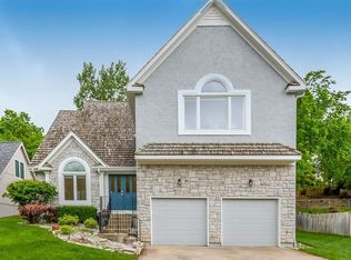 7634 Constance St, Lenexa, KS 66216