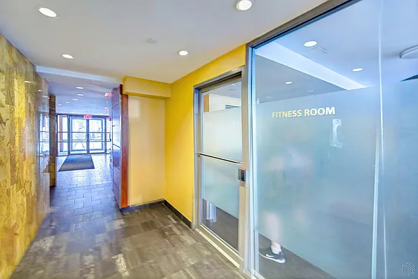 Rented by Halstead Real Estate | media 20